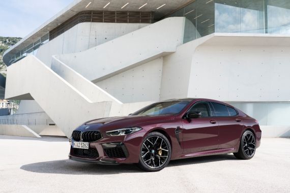 Dua Model BMW M8 Melenggang di Indonesia, Cek Harganya - JPNN.COM