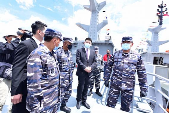 TNI AL Luncurkan Dua Kapal Perang Terbaru Produksi Dalam Negeri, Begini Keunggulannya - JPNN.COM