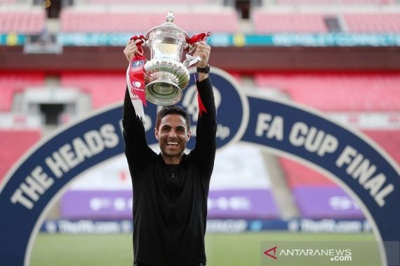 Arteta Kok Yakin Banget ya Arsenal Bisa Mendapatkan Bek 22 Tahun Ini? - JPNN.COM