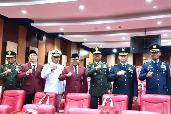 Rektor Unhan: Bung Karno dan Ulama Menjadi Tonggak Pertahanan Indonesia - JPNN.COM