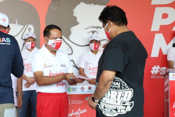 Zainudin Amali Hadiri Kampanye Nasional Gerakan Pakai Masker - JPNN.COM