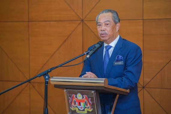 Tolak Lockdown Total, PM Malaysia Sampai Mengucap Nauzubillah - JPNN.COM