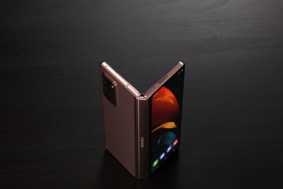 Samsung Galaxy Z Fold 2 Resmi Diluncurkan, Harganya? - JPNN.COM