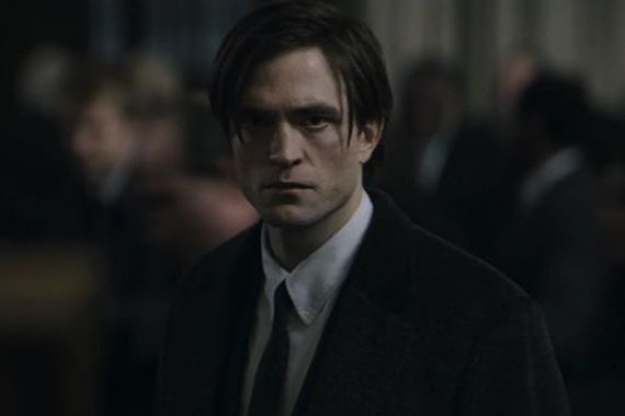 Robert Pattinson Positif Covid-19, Syuting The Batman Diundur - JPNN.COM
