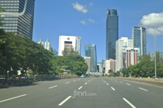 Adnan Usul PSBB Jakarta Disertai Blokade Jalan - JPNN.COM