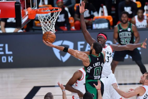 Susah Payah Pukul Juara Bertahan, Boston Celtics Tembus Final Wilayah Timur NBA - JPNN.COM