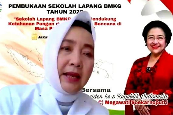 Bu Mega Minta BMKG Tingkatkan Peta Rawan Untuk Petani - JPNN.COM