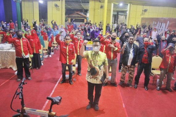 Ratusan Ketua RT di Makassar Datangi Markas Irman Yasin Limpo-Andi Zunnun NH, Ada Apa? - JPNN.COM