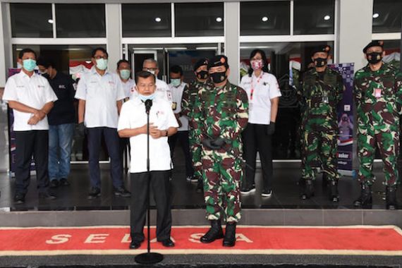 Jusuf Kalla Ucapkan Kalimat Ini Setelah Saksikan Aksi Mulia Prajurit TNI di Mabes TNI - JPNN.COM