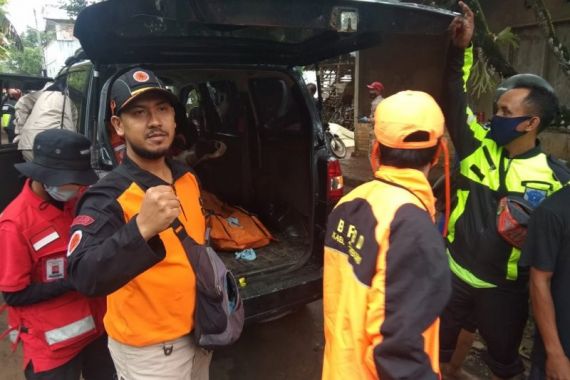 Korban Banjir Bandang di Sukabumi Ditemukan, Ini Identitasnya - JPNN.COM