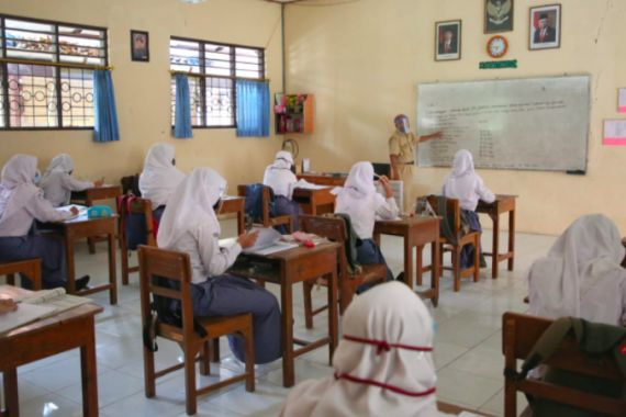 Bu Retno: Siswa Ngebet Pembelajaran Tatap Muka Tetapi Sekolah Minim Persiapan - JPNN.COM