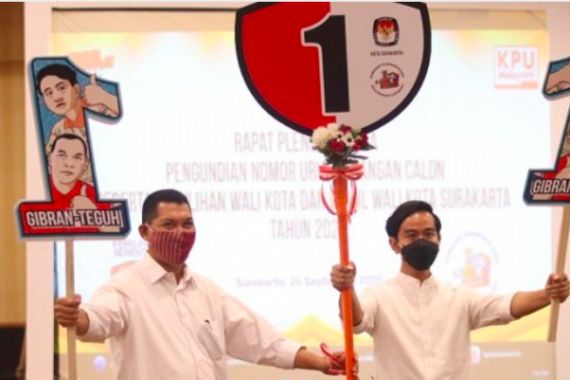 Nomor Urut Mas Gibran Sama dengan Pak Jokowi, Siap Lawan Penjahit Baju dan Pegawai Swasta - JPNN.COM