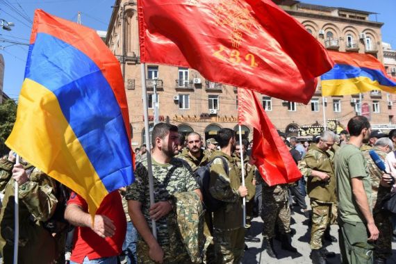 Armenia dan Azerbaijan di Ambang Bunuh-bunuhan, Darurat Militer! - JPNN.COM