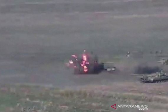 Sempat Menang, Pasukan Azerbaijan Tak Berdaya Melawan Serangan Balik Armenia di Hari Kedua - JPNN.COM