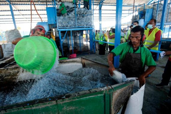 Menciptakan Lapangan Kerja Harus Meminimalkan Dampak Lingkungan - JPNN.COM