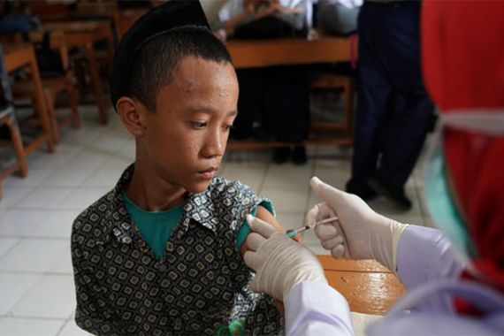 Jangan Lupa! Beri Imunisasi Anak Meski di Masa Pandemi - JPNN.COM