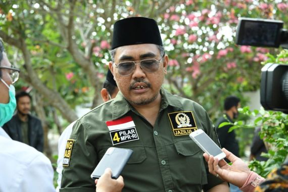 Gus Jazil: Alutsista TNI Harus Diperkuat - JPNN.COM