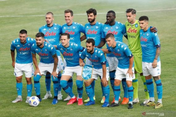 Kasihan! Napoli Terancam Sanksi Kalah 0-3 Gara-gara Hal Ini - JPNN.COM