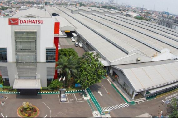 TOP, Daihatsu Raih Peringkat 2 Penjualan Ritel Selama 12 Tahun Berturut-turut - JPNN.COM