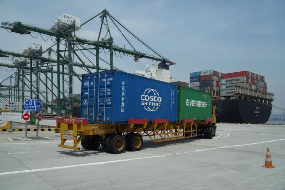 Bea Cukai dan Karantina Implementasikan NLE di Pelabuhan Tanjung Perak - JPNN.COM