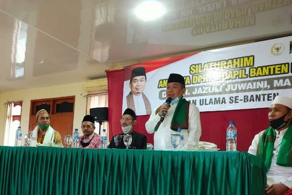 Jazuli Sebut Alim Ulama Banten Dukung Sikap PKS Tolak RUU Cipta Kerja - JPNN.COM