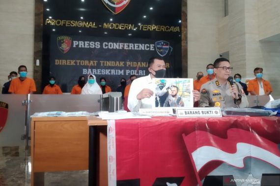 Polri Akhirnya Ungkap Peran Empat Tersangka Aktivis KAMI Medan - JPNN.COM