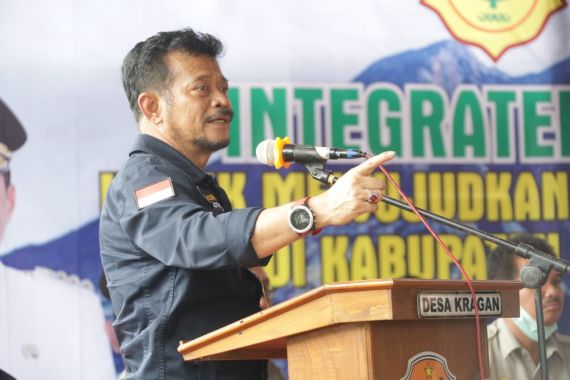 Kunjungi Karanganyar, Mentan SYL Beri Panduan Cara Baru dalam Bertani - JPNN.COM