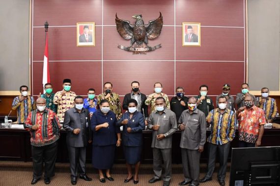 Bamsoet: Revisi UU Otsus Harus Meningkatkan Kesejahteraan Warga Papua dan Papua Barat - JPNN.COM