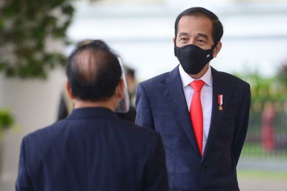 Bara JP: Satu Tahun Pemerintahan Jokowi, 70 Persen Tangani Covid-19 - JPNN.COM