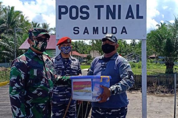TNI AL Dukung Sukseskan TMMD di Pulau Hanaut - JPNN.COM