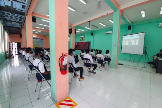 Upaya Kemenperin Terapkan Sistem Manajemen K3 dalam Sekolah Vokasi, Patut Diapresiasi - JPNN.COM