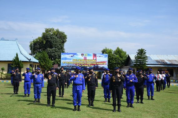 Bea Cukai dan Polairud Sumsel Perkuat Patroli di Perairan Pesisir Timur Sumatera - JPNN.COM