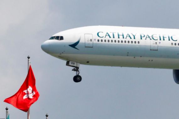 Maskapai Cathay Pacific Airways Berencana PHK 6.000 Karyawan - JPNN.COM