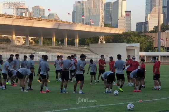 Latihan Perdana Timnas Indonesia U-19 Digelar Tertutup, Shin Tae Yong ke Mana? - JPNN.COM