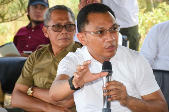Ansy Lema: KLHK Harus Mengawal Konservasi TNK, Bukan Pemberi Izin - JPNN.COM