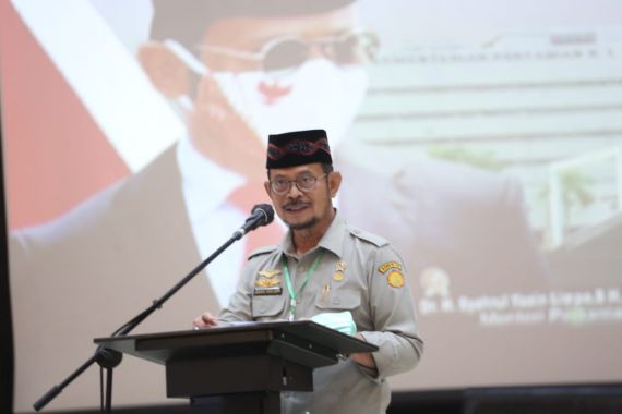 Prof Ahmad Firdaus Beri Tiga Catatan untuk Satu Tahun Kinerja Kementan - JPNN.COM