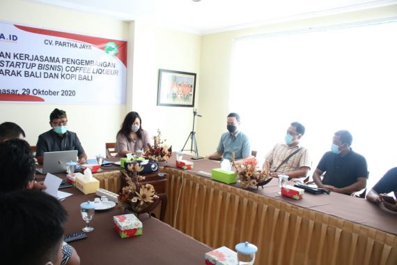 Misi Kopi Liqueur Asli Bali Menembus Pasar Nasional - JPNN.COM