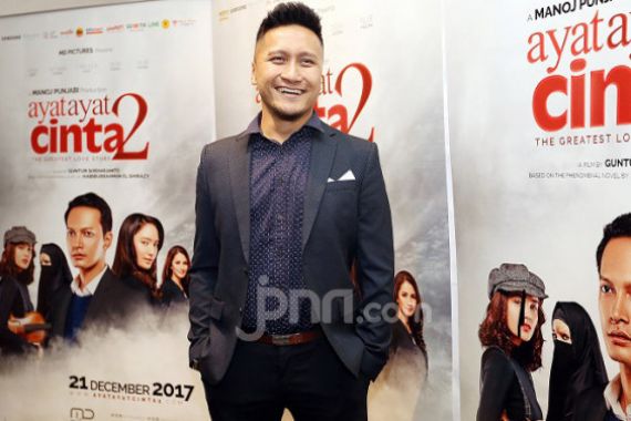 Arie Untung: di Rumah Terus Bukan Berarti Ngepet - JPNN.COM