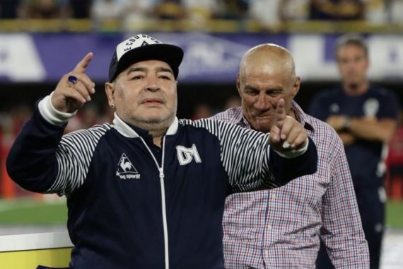 Doa Khusus Maradona Untuk Klub Italia Ini di Ulang Tahunnya ke-60 - JPNN.COM