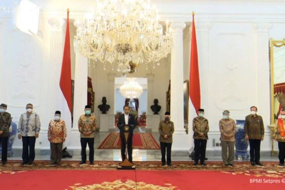 Jokowi Mengecam Presiden Prancis Emmanuel Macron, Keras! - JPNN.COM