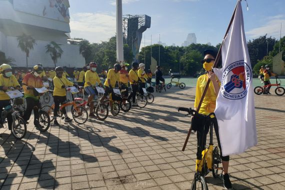 Sumpah Pemuda! Alia Laksono Ajak Anak Muda Tetap Berolahraga lewat Milenial Bersepeda - JPNN.COM