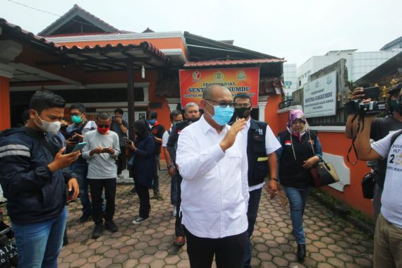 Cawalkot Medan Akhyar: Dari Mana Saya Mau Memukul Dia, Kenal Juga Enggak? - JPNN.COM