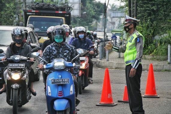 Ini Titik Rawan Kecelakaan di Lembang Bandung - JPNN.COM