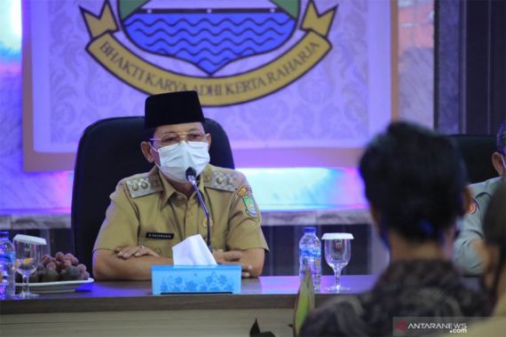 Pemkot Tangerang Tuntaskan Program 507.000 Masker Gratis - JPNN.COM