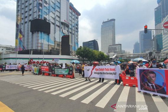 Ada Demo di Kedubes Prancis, Polisi Tutup Jalan MH Thamrin - JPNN.COM