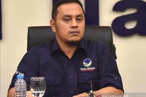 Balas Pernyataan Hasto PDIP, Willy NasDem: Mending Saling Menjajaki Ketimbang Menyindir - JPNN.COM