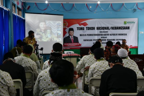 HNW: Indonesia Berdiri di Atas Kesepakatan Para Pendiri Bangsa - JPNN.COM