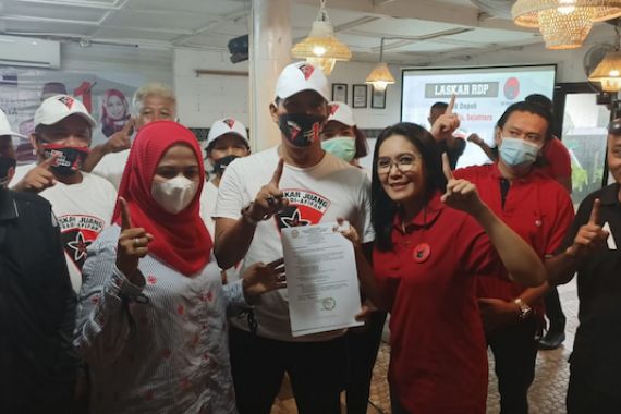 Mbak Rieke Semangati Relawan Laskar Juang untuk Memenangkan Pradi-Afifah - JPNN.COM