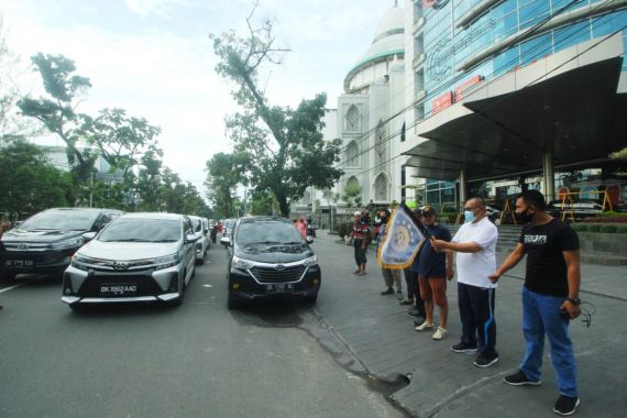 Cawalkot Medan Akhyar-Salman Didukung Sejumlah Pengemudi Taksi Online - JPNN.COM
