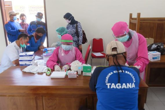 Sukarelawan Pengungsian Gunung Merapi Wajib Ikut Rapid Test - JPNN.COM